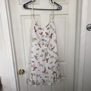 Juniors Trixxi white and flowered sun dress